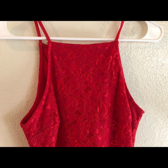 SOLD Missguided lace red dress - Picture 6 of 9